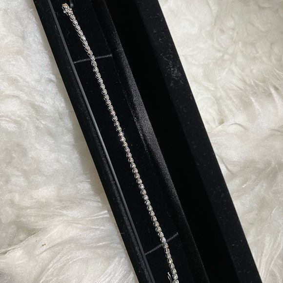 Tennis bracelet SOLD ON IG - Picture 4 of 6